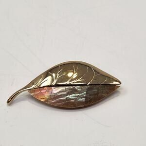 Liz Claiborne Abalone Shell Gold Tone Leaf Brooch Fall Autumn Cottage Vintage
